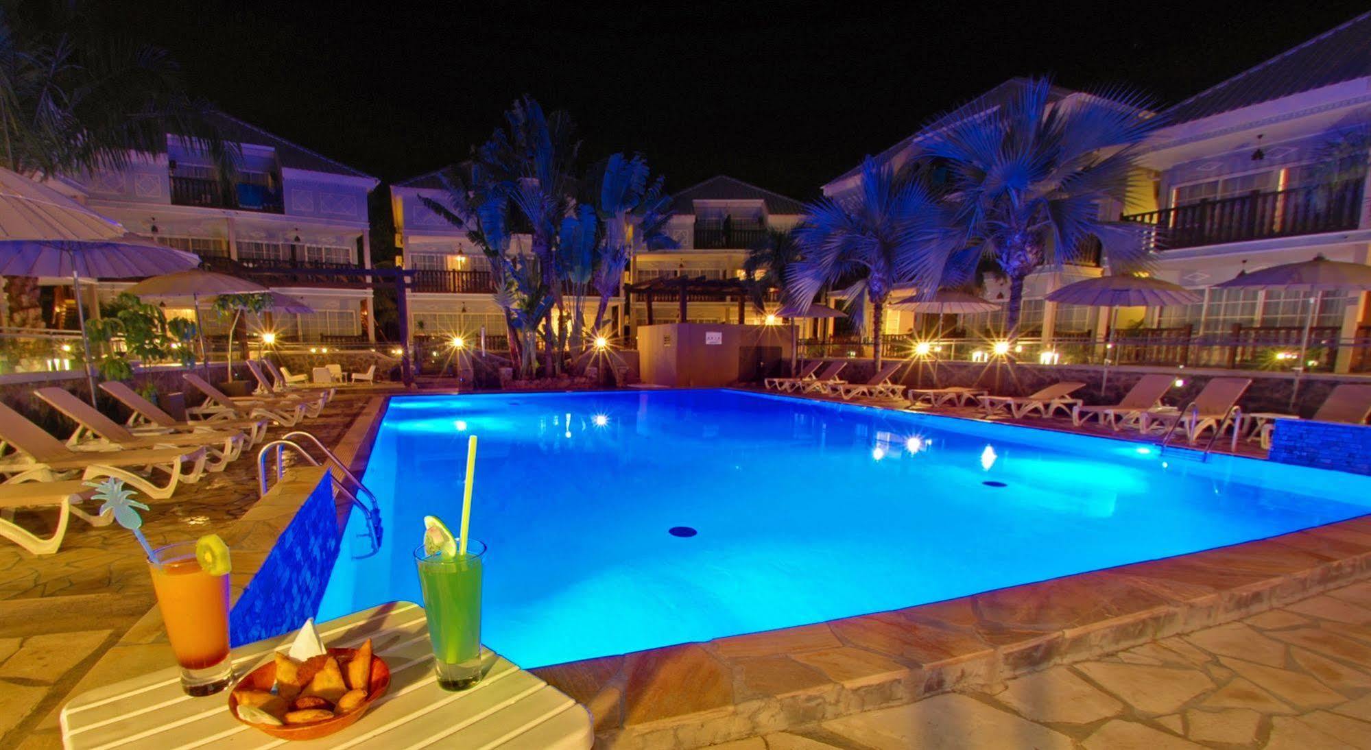 Hotel Les Creoles Saint-Gilles-les Bains Luaran gambar